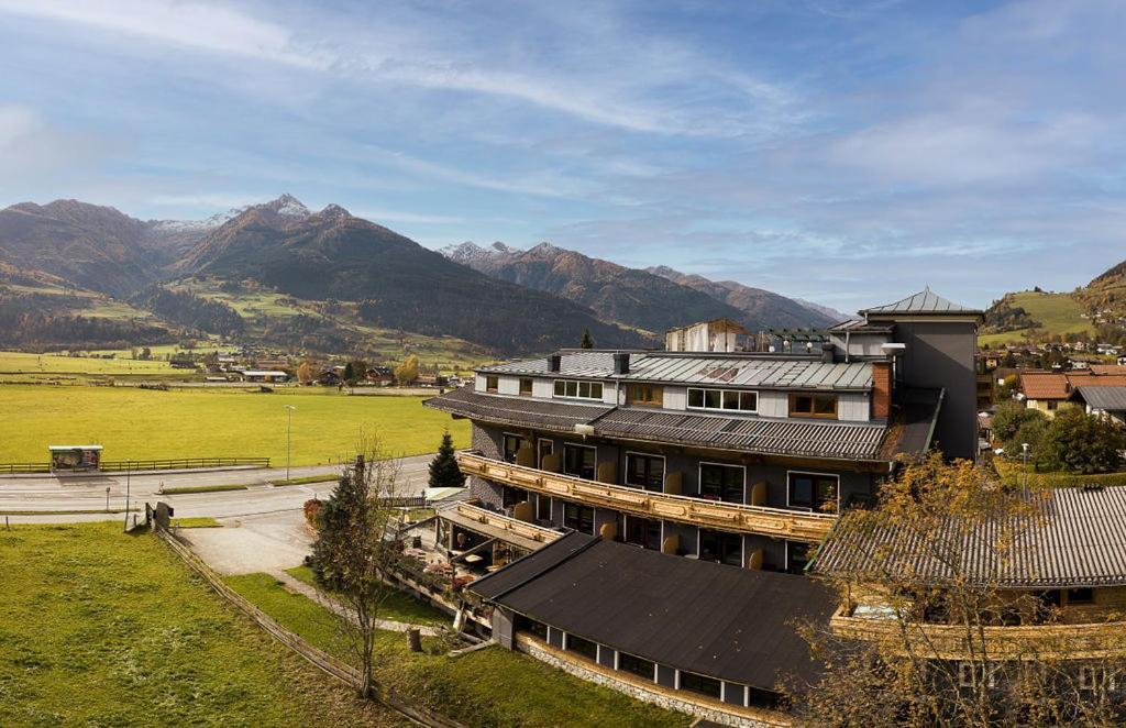 Hotel . Wirtshaus Tauernhex Piesendorf Exterior foto